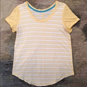 Lululemon serene yellow white T-shirt